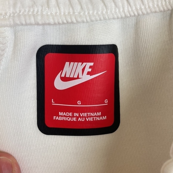 Nike Sportswear Tech Fleece Reimagined Men's 2024 Fleece Shorts L Gym Streetwear - Picture 13 of 16